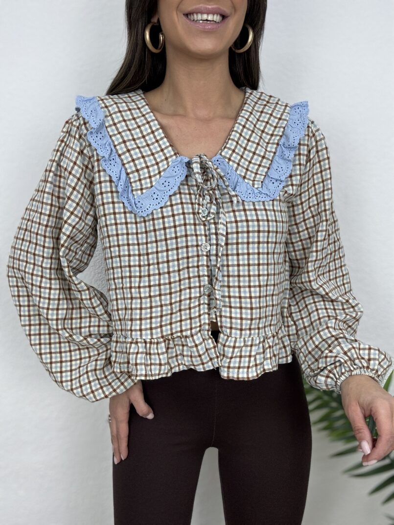 IMG_9178 BLUSA CUADROS CUELLO BEBE CELESTE