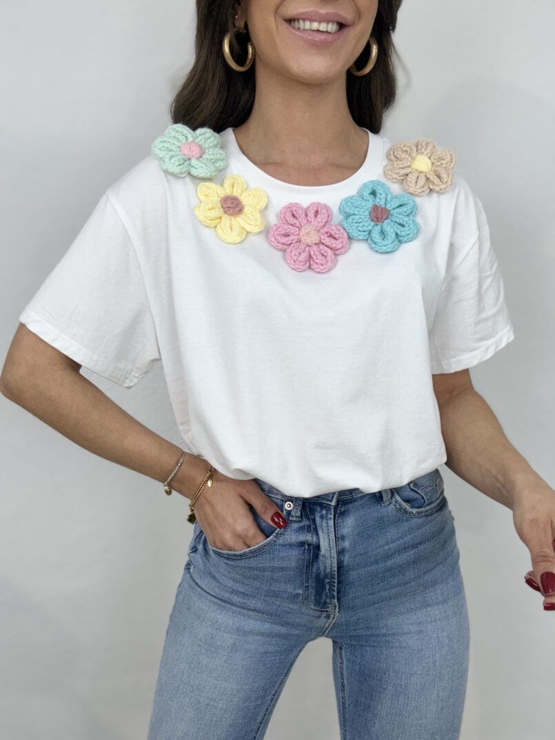 IMG_0889 (1) CAMISETA FLORES CROCHET