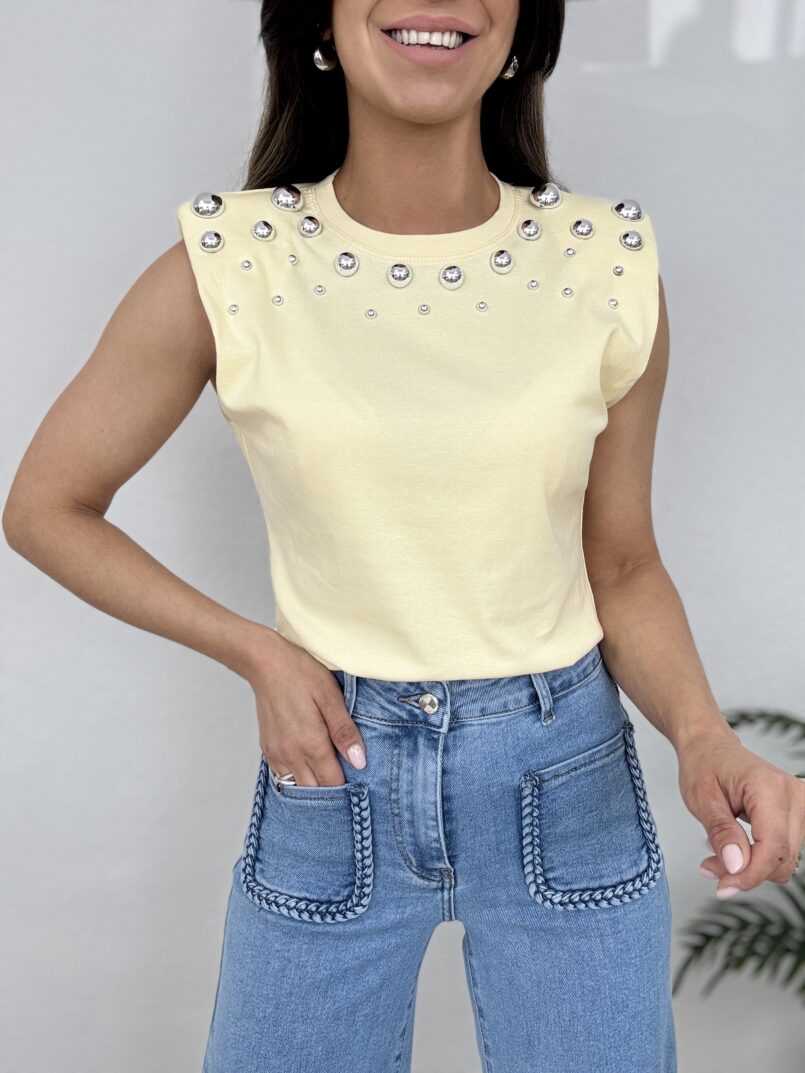 IMG_2546 (3) CAMISETA HOMBRERAS TACHAS AMARILLO