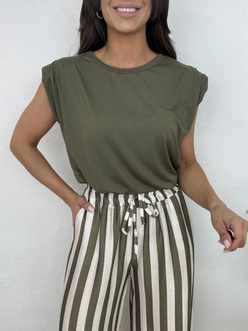 IMG_5236 CAMISETA HOMBRERAS KHAKI